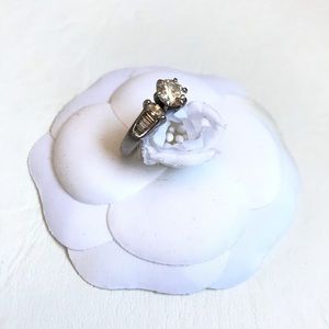 VINTAGE PLATINUM DIAMOND RING ROUND STONE MARQUISE